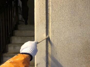 【プライマー塗布】
