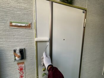 【下塗り】扉